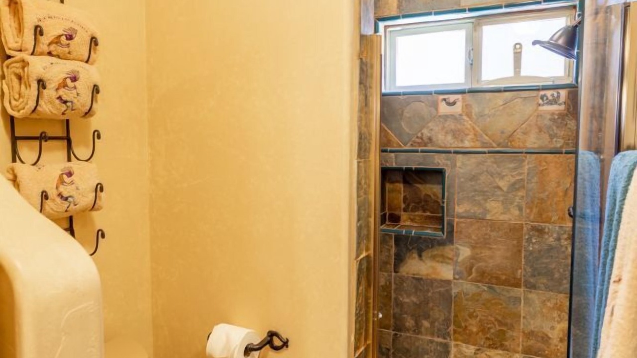 Photo of Bathroom in Parker Strip
