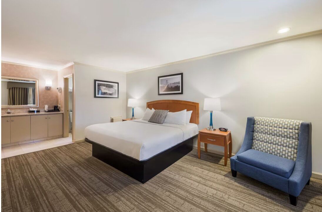Photo of Bedroom in Mountain View