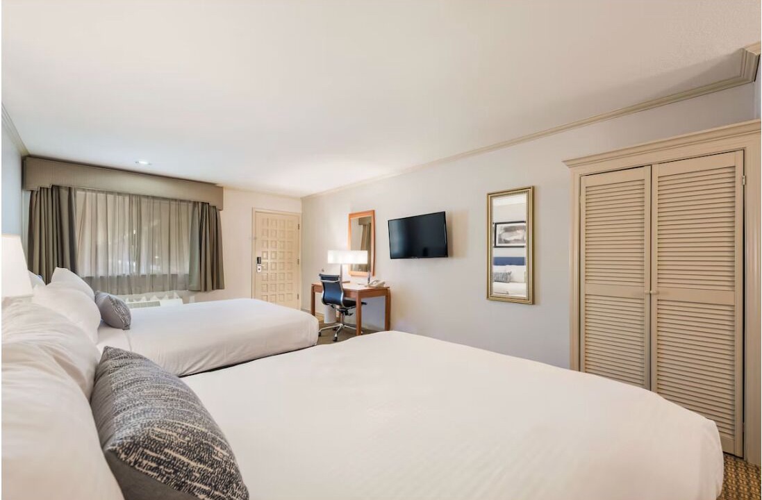 Photo of Bedroom in Mountain View