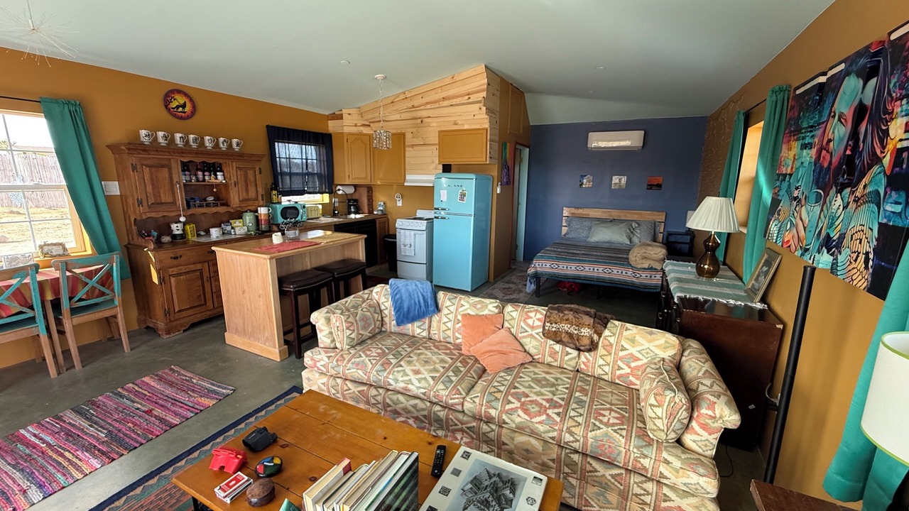 Photo of Livingroom in Yucca Valley