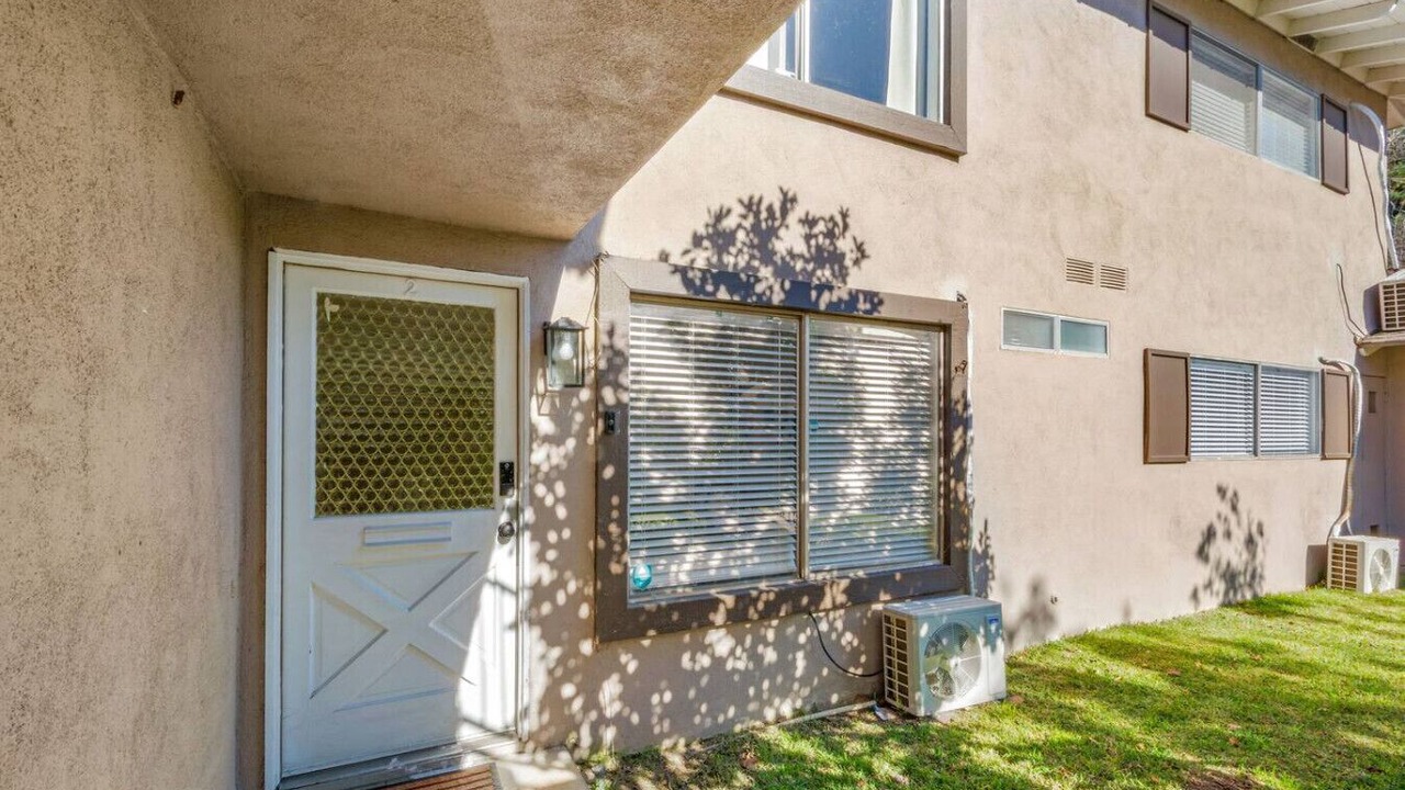Photo of Outdoor in Santa Ana Heights