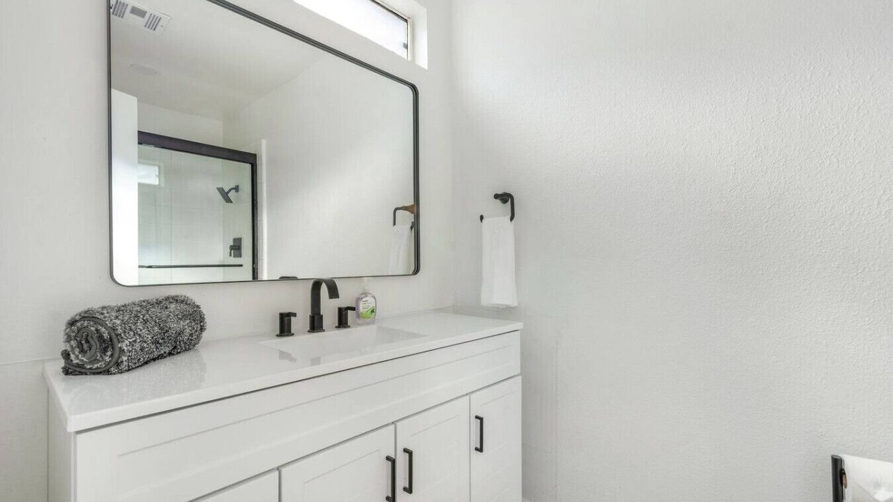 Photo of Bathroom in Santa Ana Heights