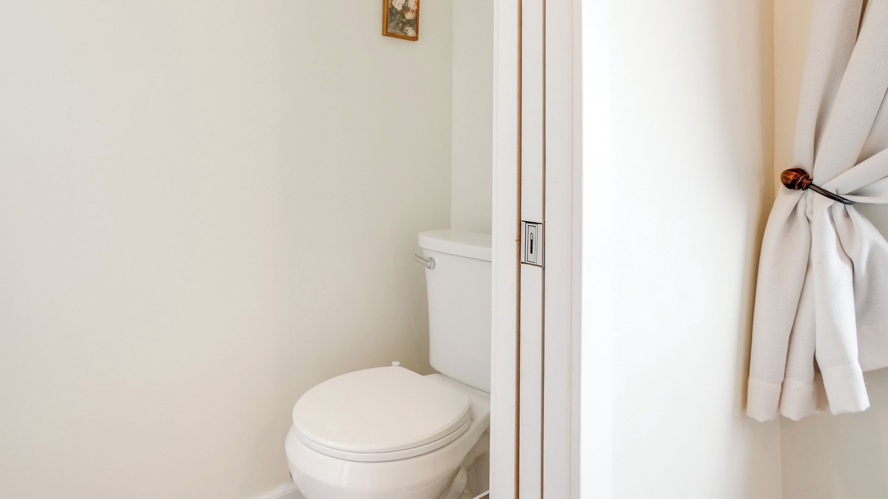 Photo of Bathroom in Dewey-Humboldt