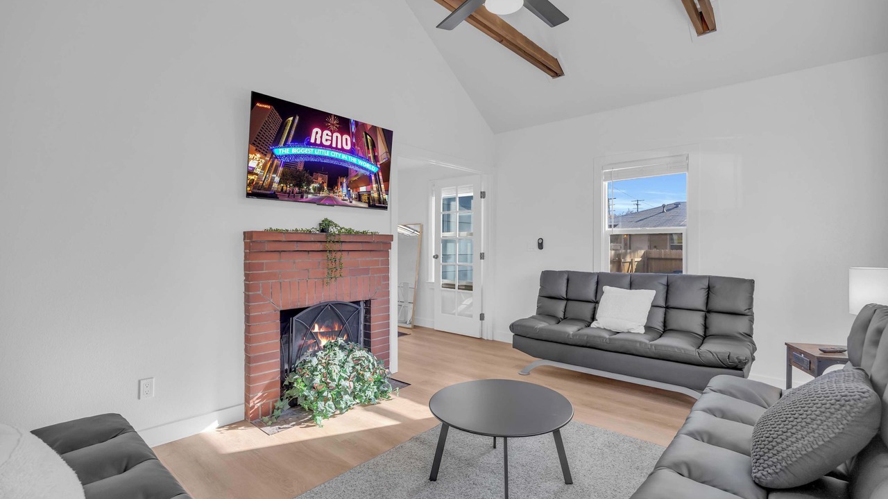 Photo of Livingroom in Reno/Tahoe Airport