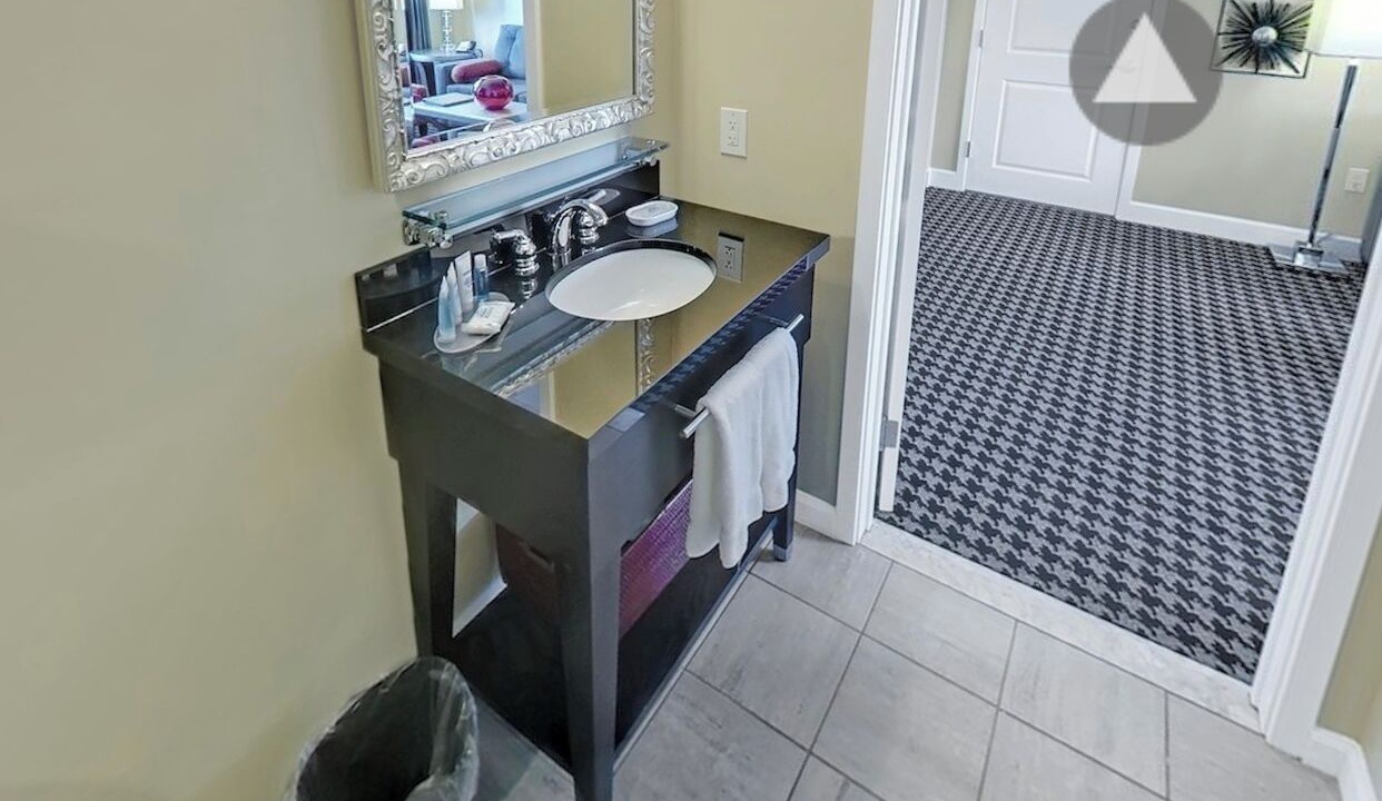 Photo of Bathroom in Theater District
