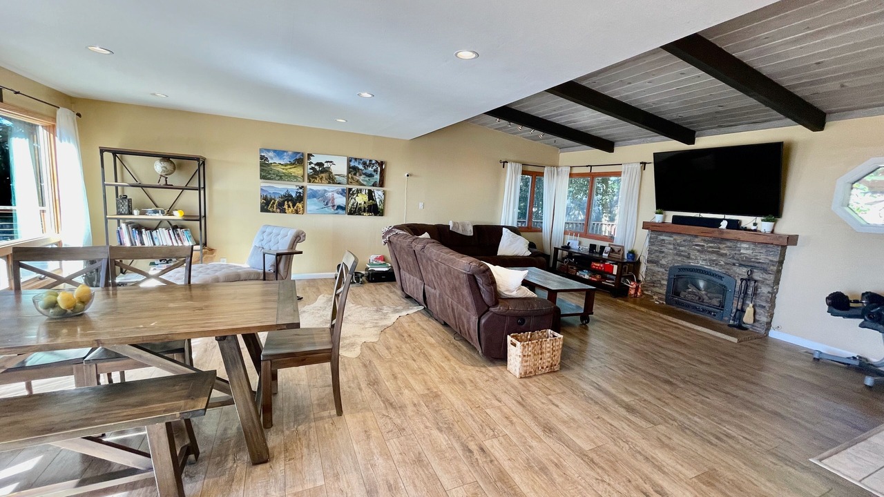 Photo of Livingroom in Piedmont Pines