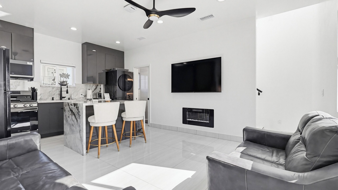 Photo of Livingroom in Torrance