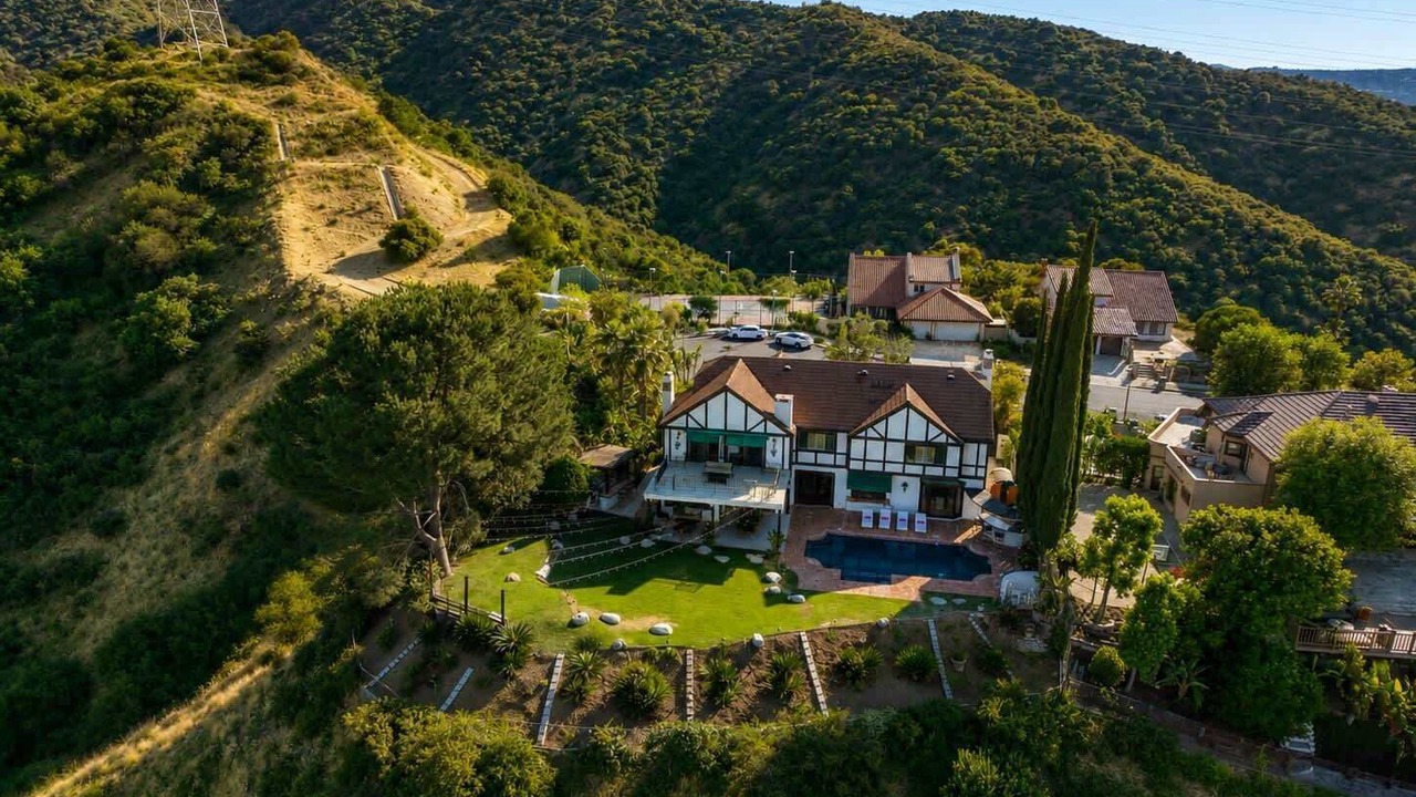 Photo of Outdoor in Encino