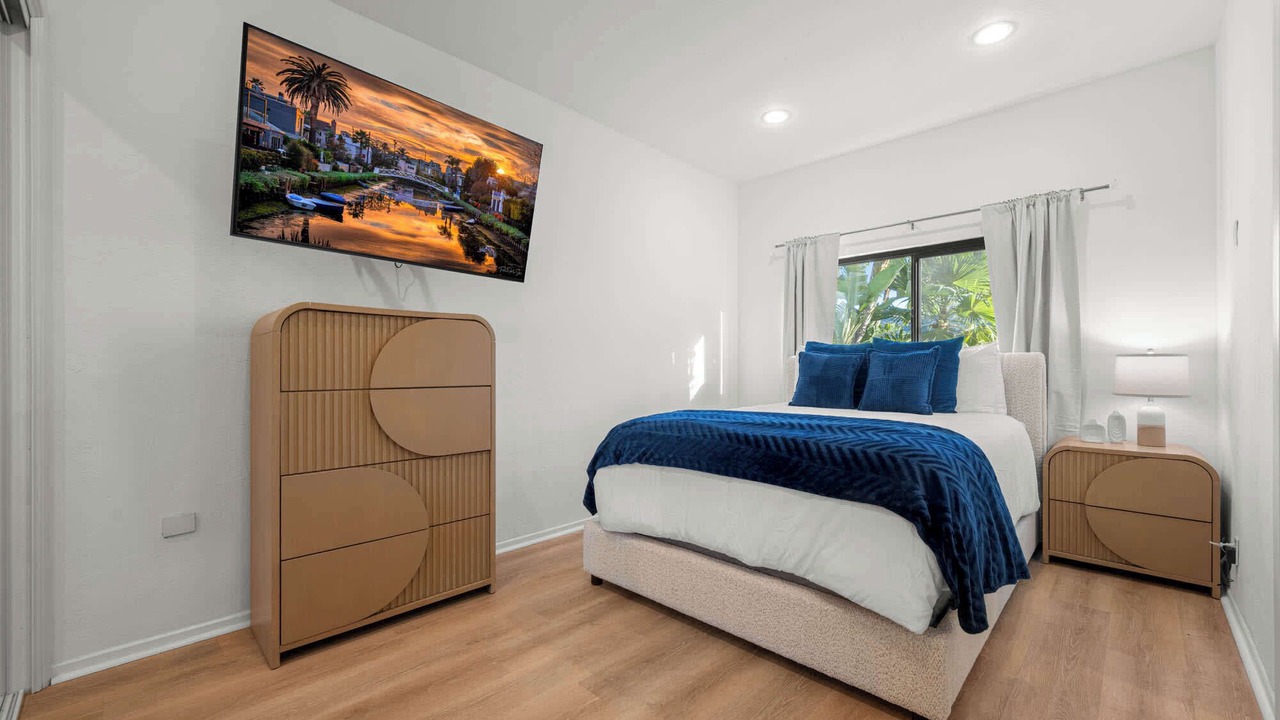 Photo of Bedroom in Encino