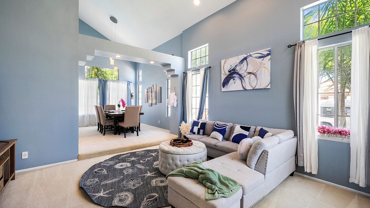 Photo of Livingroom in Temecula