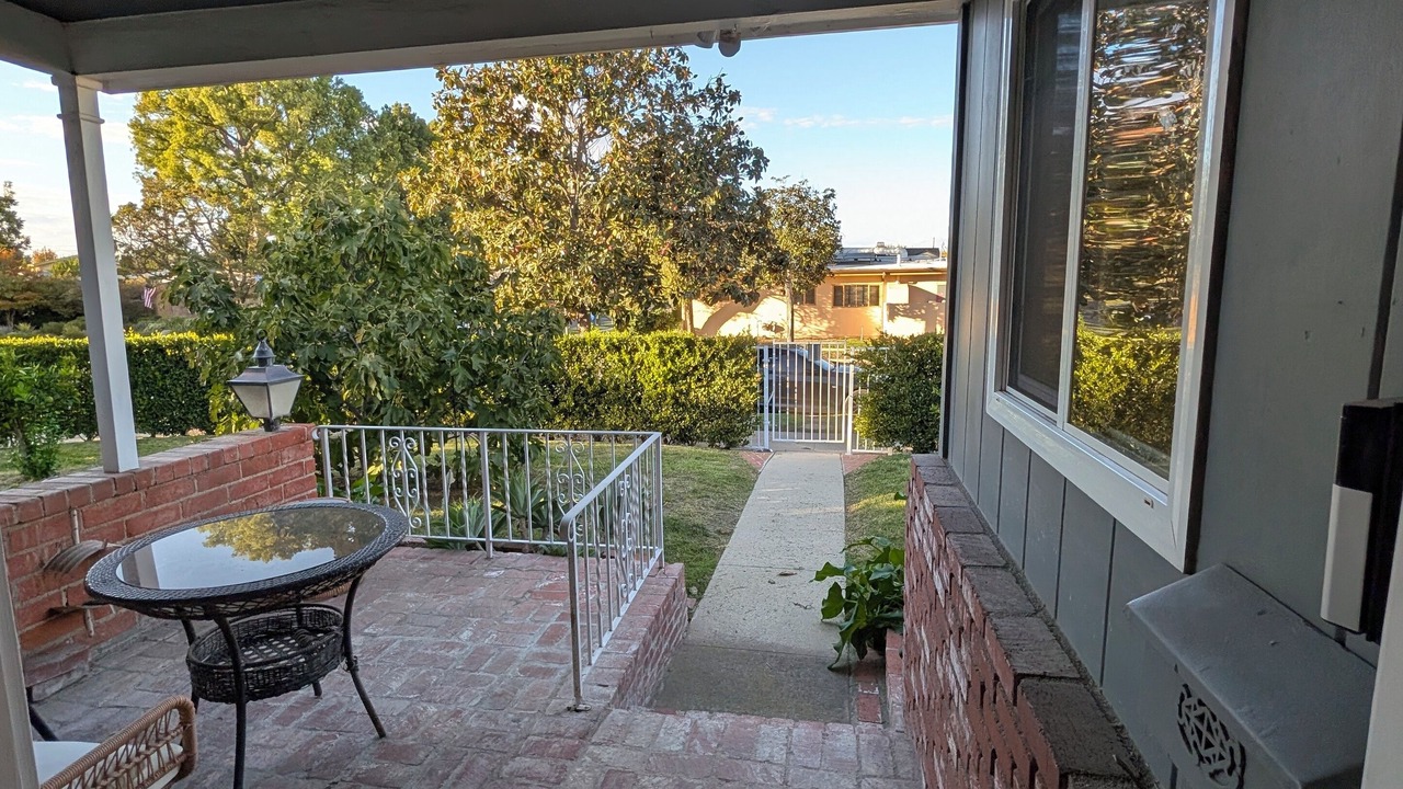 Photo of Outdoor in Encino Village