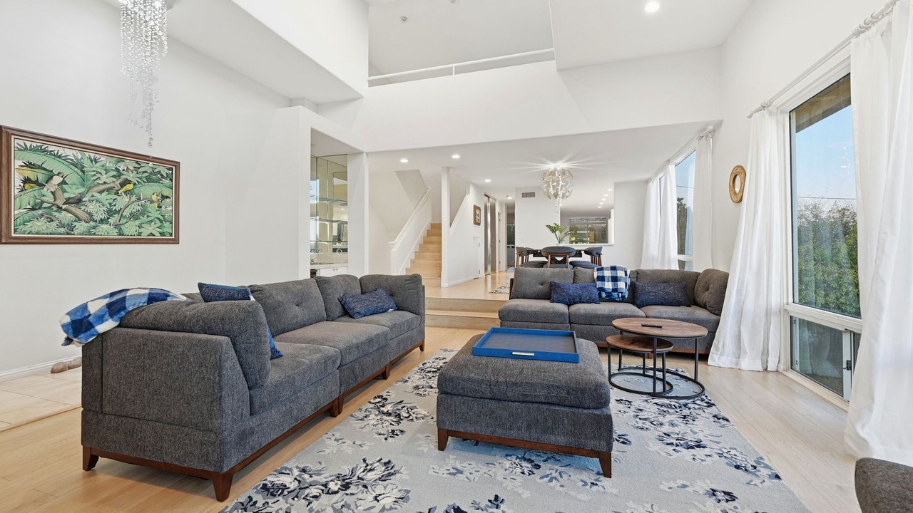 Photo of Livingroom in Del Mar Heights