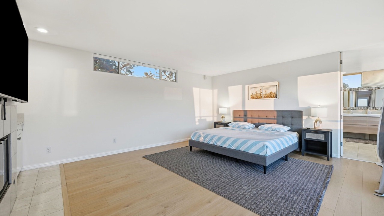 Photo of Bedroom in Del Mar Heights