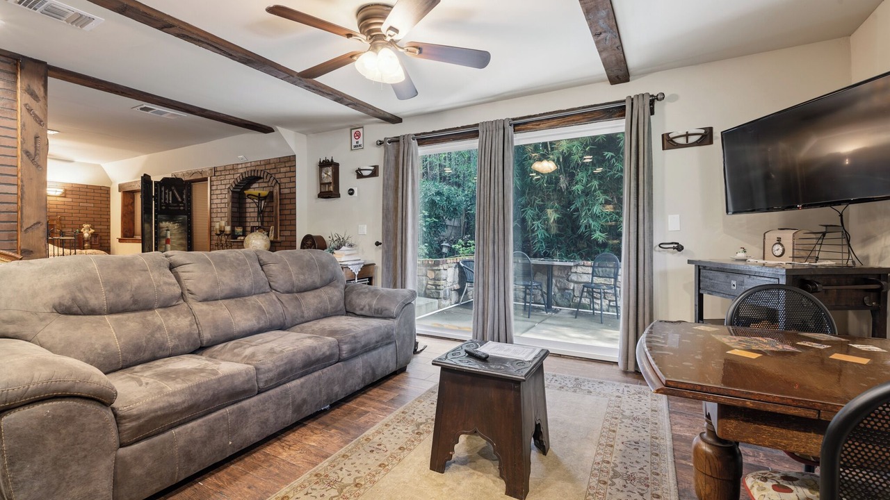 Photo of Livingroom in Fair Oaks