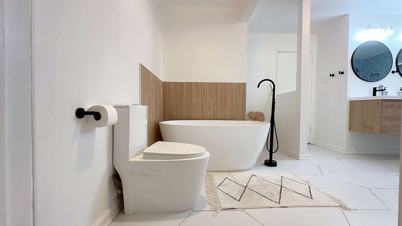 Photo of Bathroom in Yucca Valley