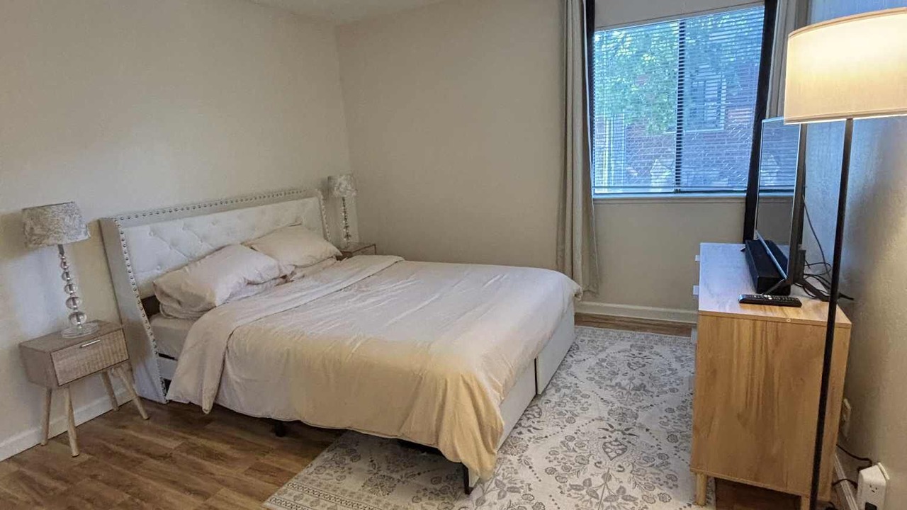 Photo of Bedroom in Reno/Tahoe Airport