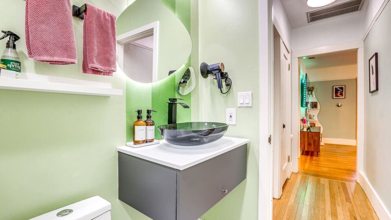 Photo of Bathroom in New Era Park