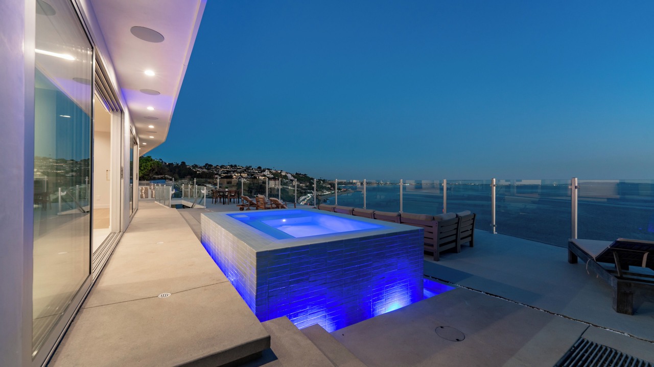 Photo of Patio Balcony in Malibu