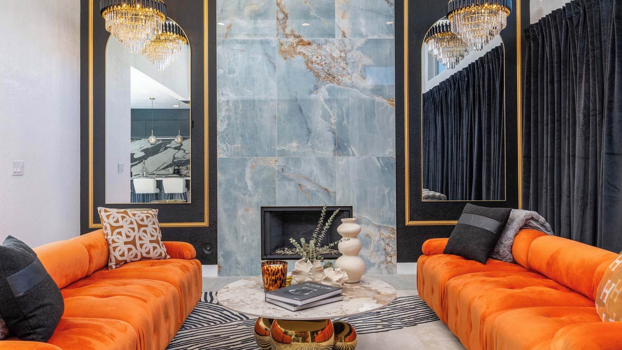 Photo of Bedroom in Racquet Club West