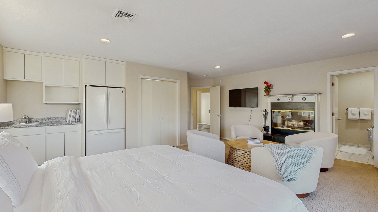 Photo of Bedroom in Crescent City North