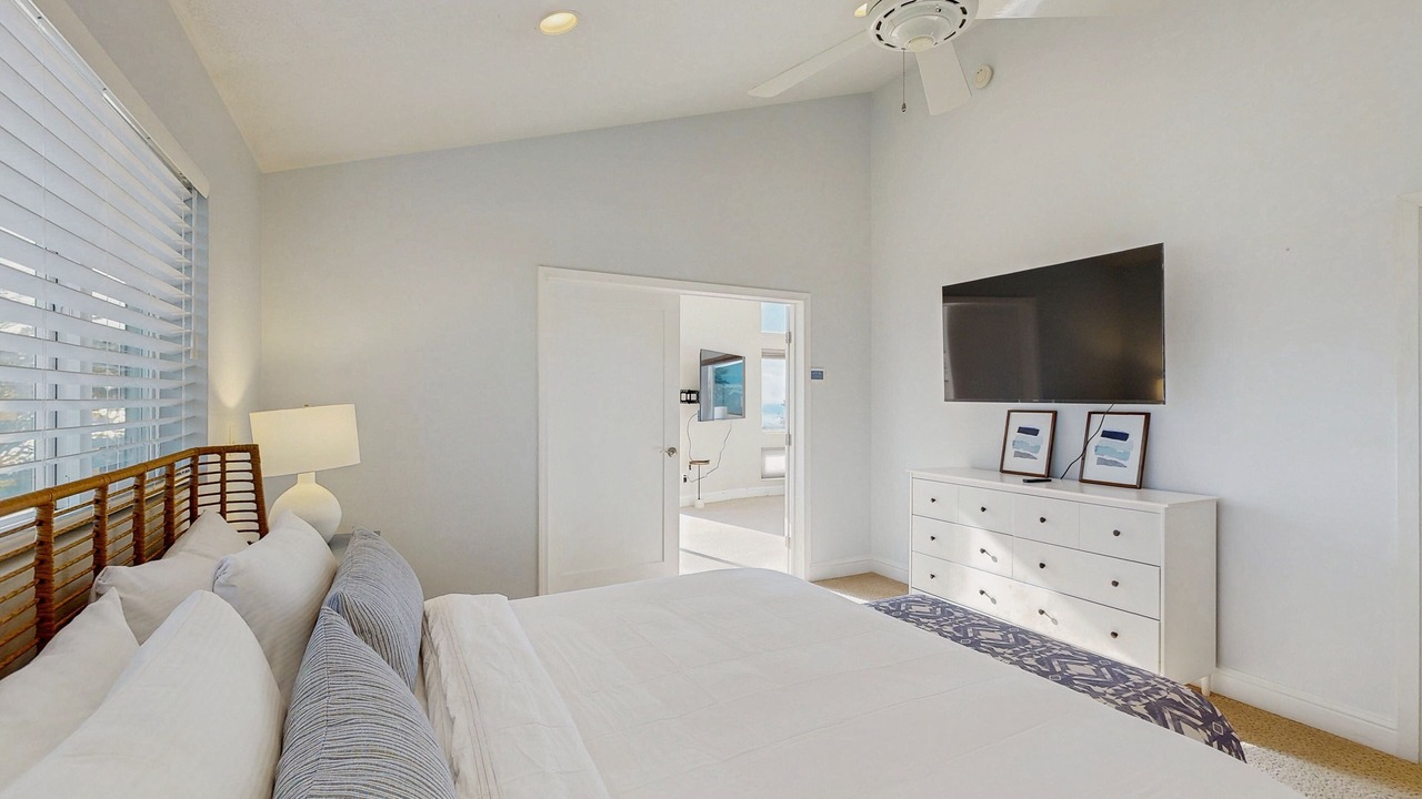 Photo of Bedroom in Crescent City North