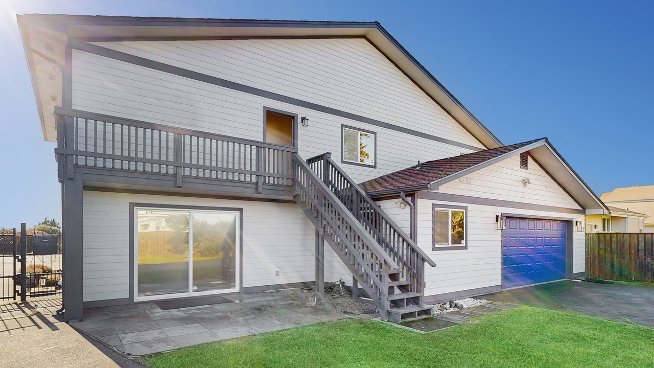 Photo of Outdoor in Crescent City North