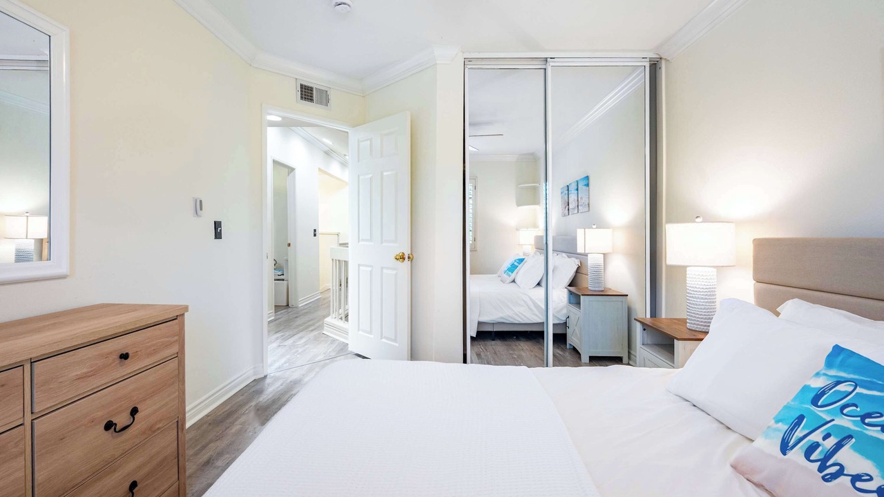 Photo of Bedroom in Laguna Niguel