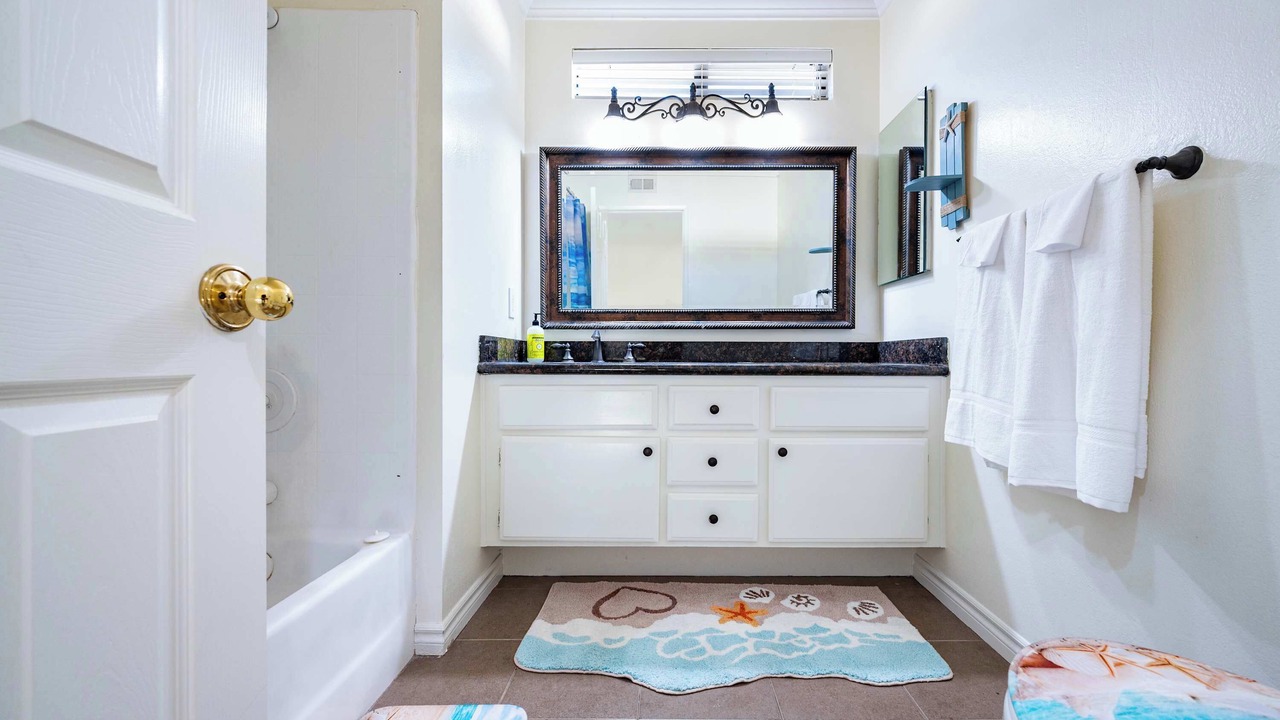 Photo of Bathroom in Laguna Niguel