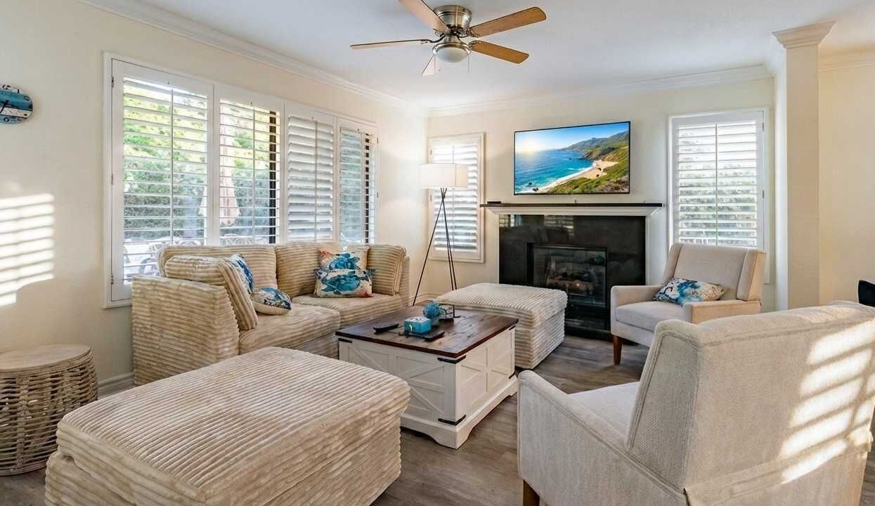 Photo of Livingroom in Laguna Niguel