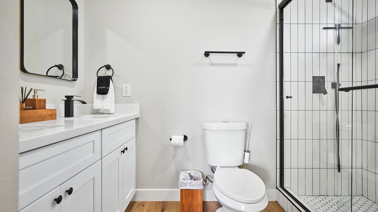 Photo of Bathroom in South Mountain