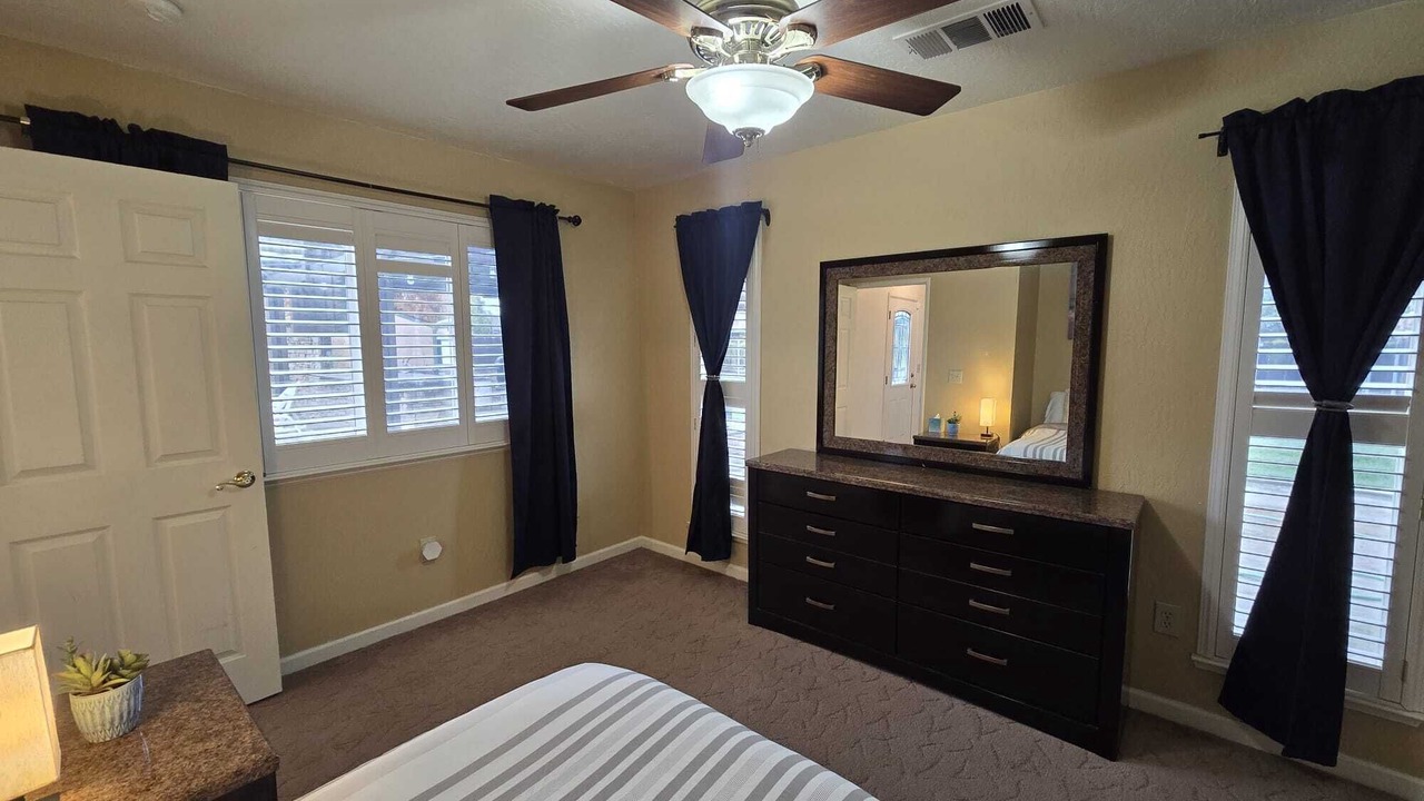 Photo of Bedroom in Hanford