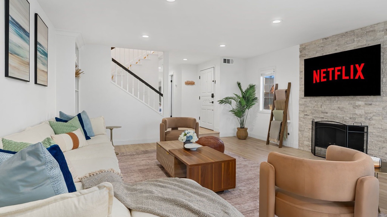 Photo of Livingroom in Huntington Beach