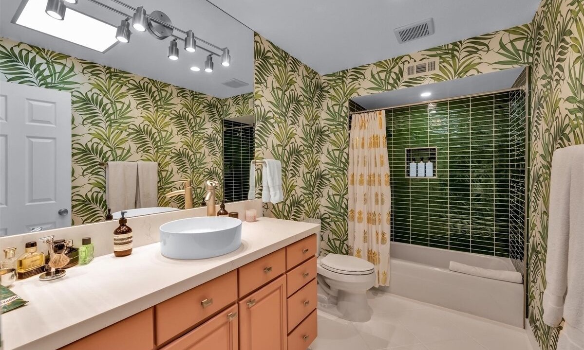 Photo of Bathroom in Indian Canyon