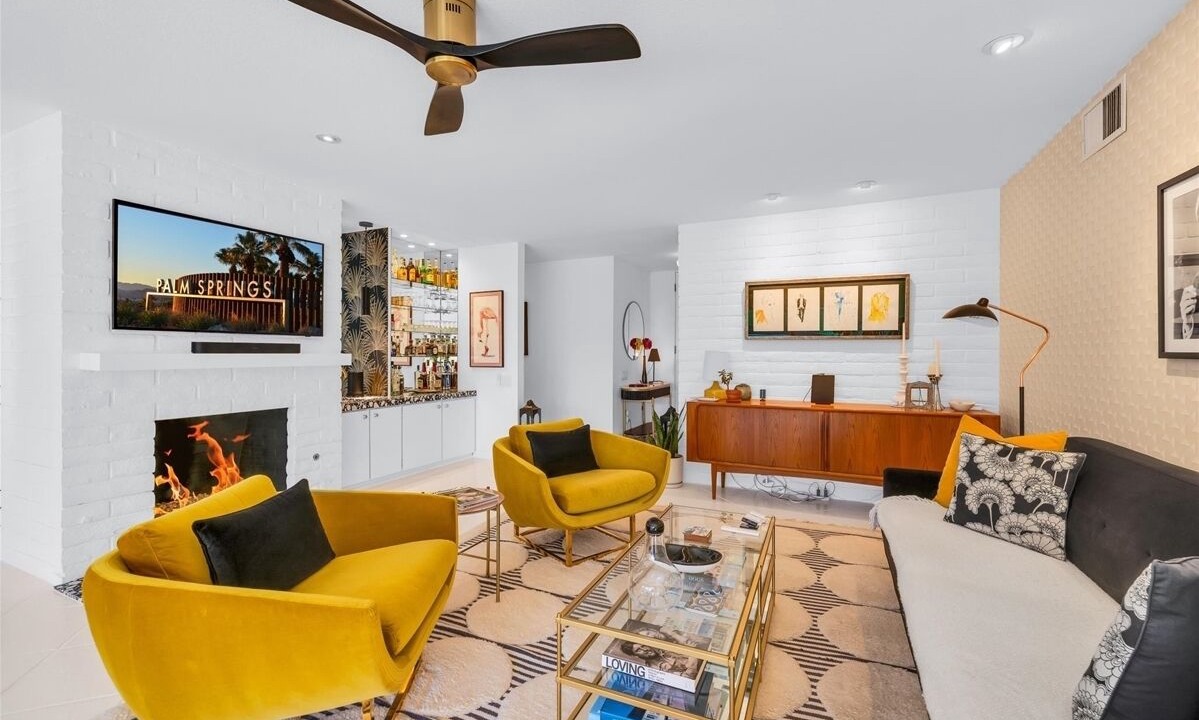 Photo of Livingroom in Indian Canyon