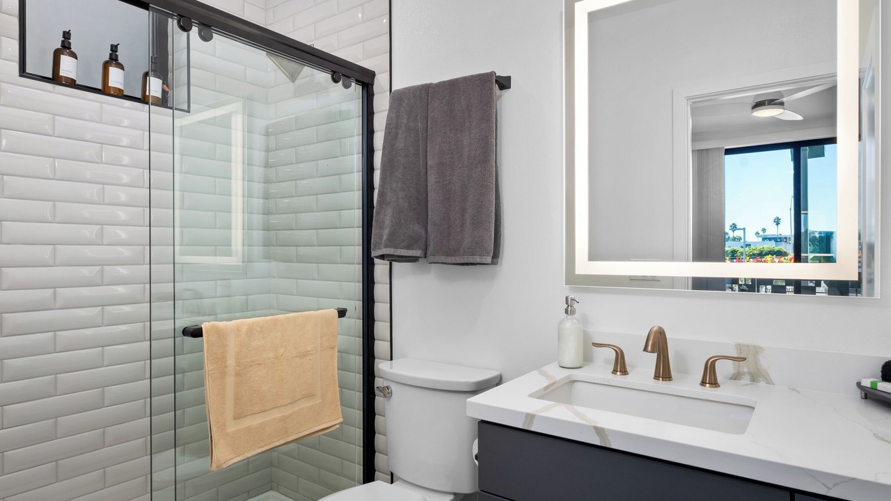 Photo of Bathroom in Roseville - Fleet Ridge