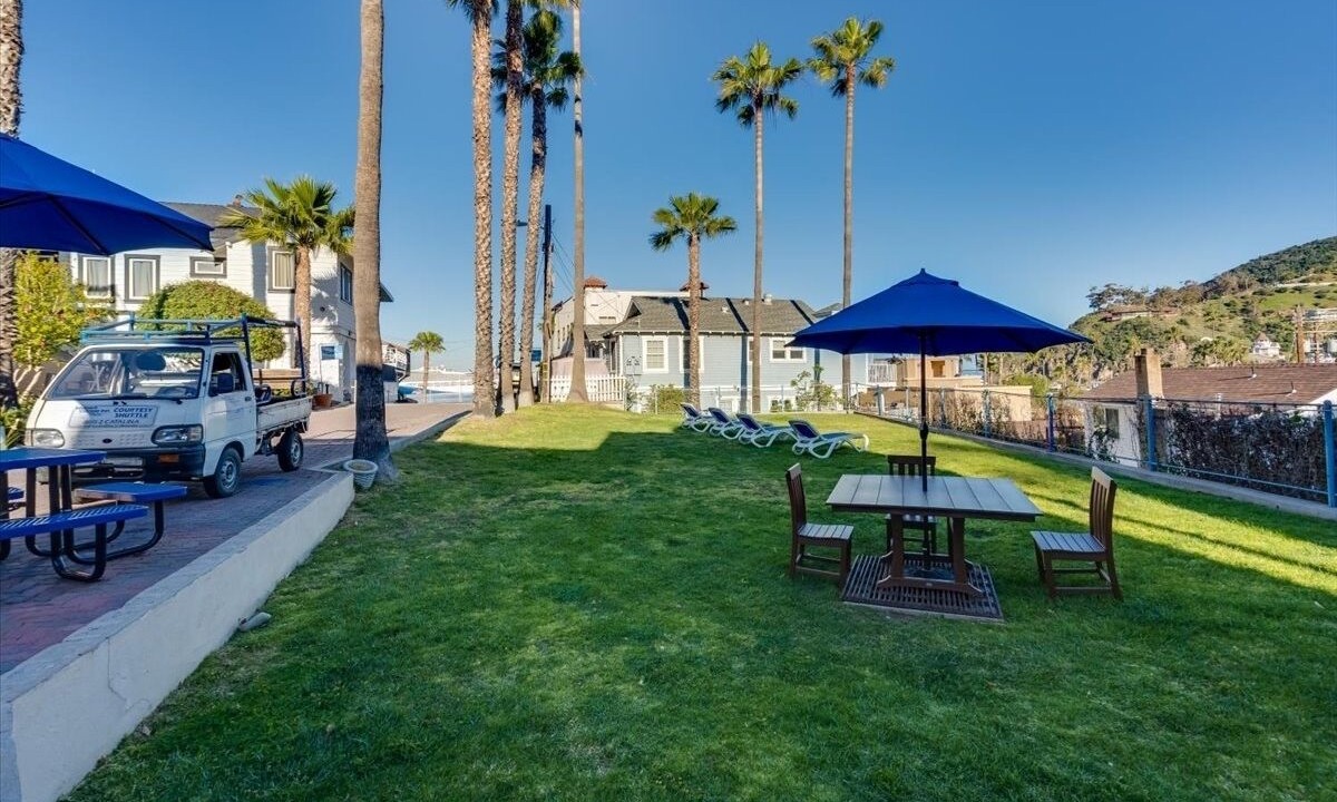 Photo of Outdoor in Avalon