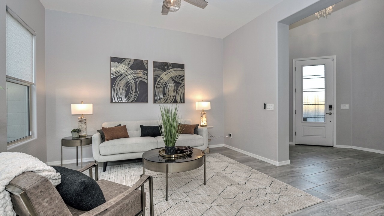 Photo of Livingroom in Maricopa County