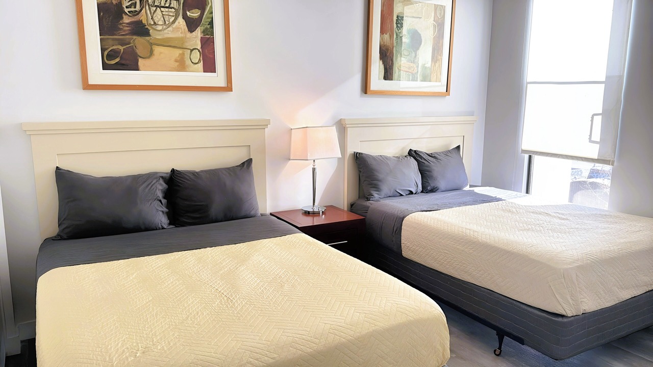 Photo of Bedroom in Fairfax District
