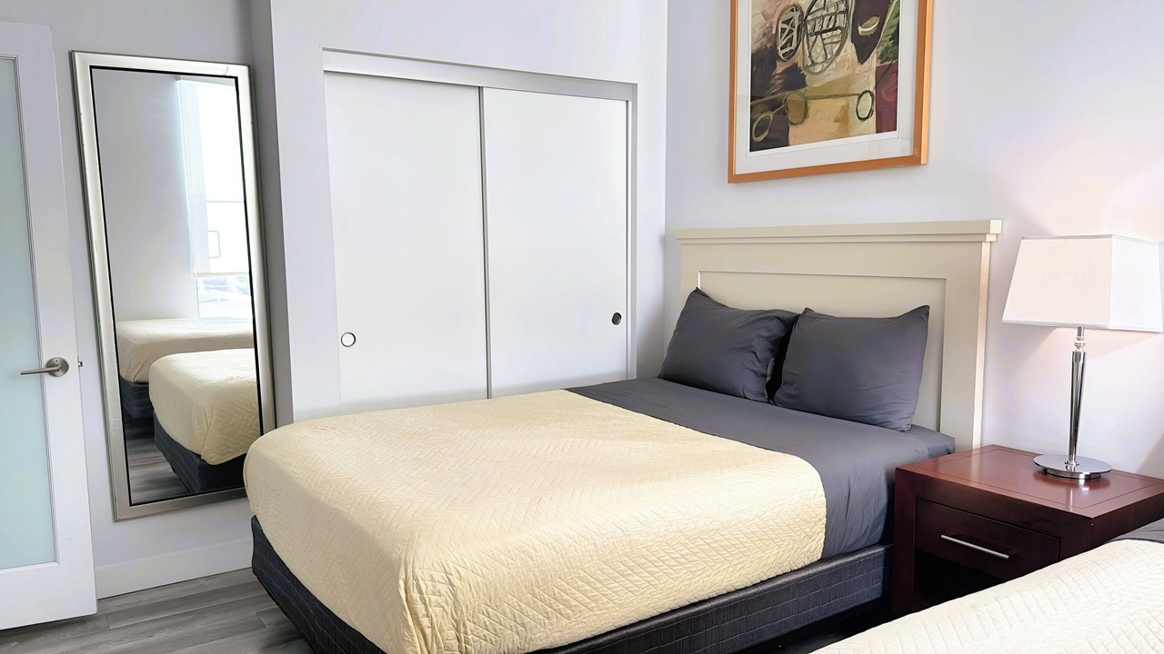 Photo of Bedroom in Fairfax District