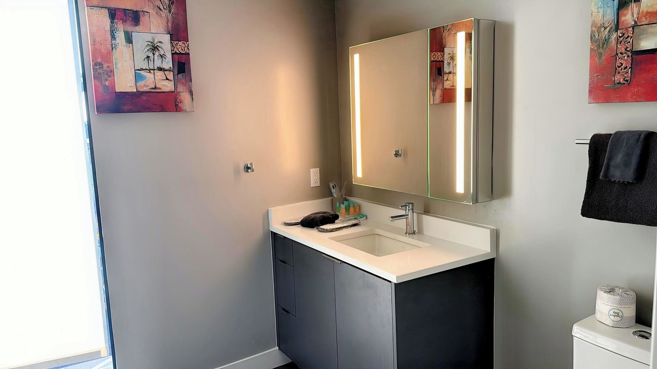 Photo of Bathroom in Fairfax District