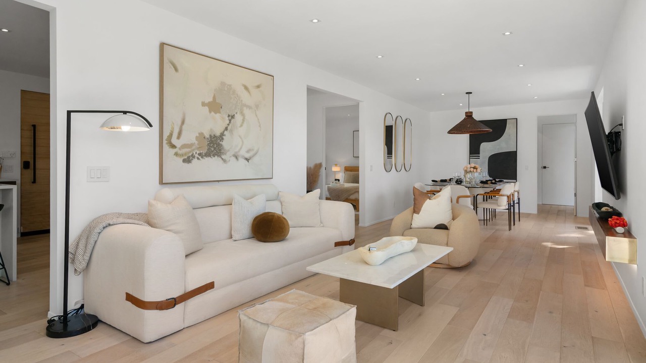 Photo of Bedroom in Hollywood Hills West