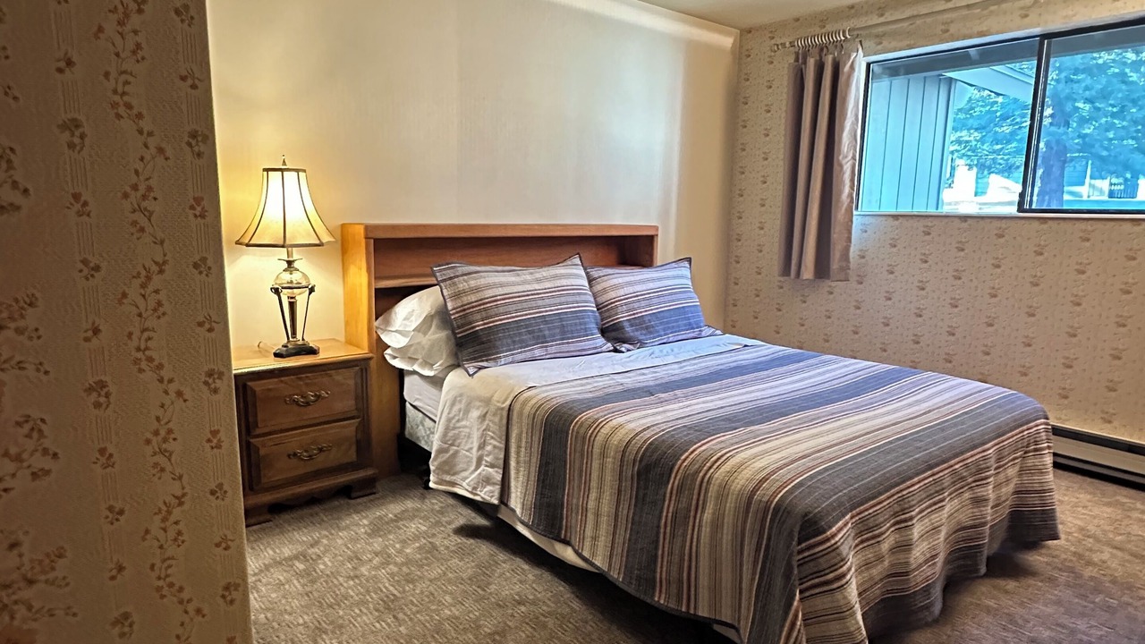 Photo of Bedroom in Graeagle