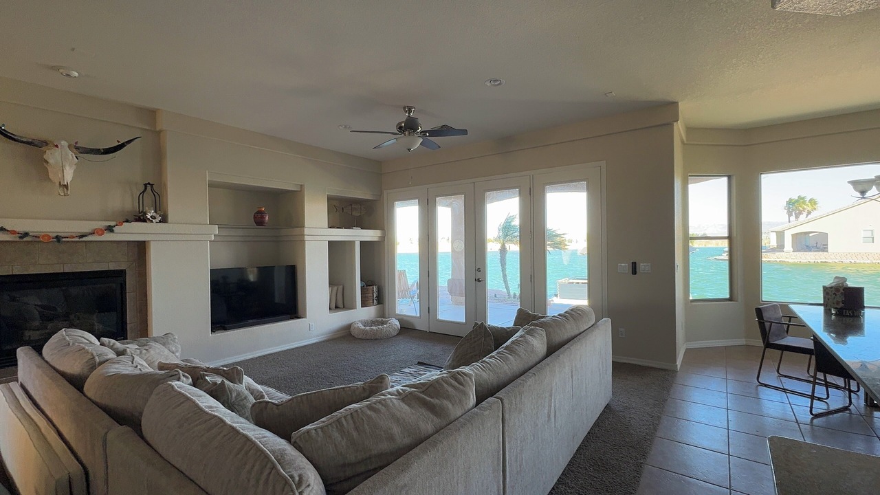 Photo of Livingroom in Mohave Valley