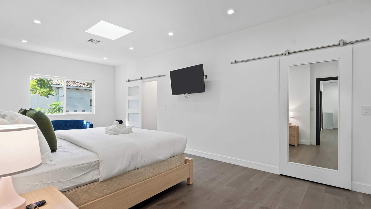 Photo of Livingroom in Sherman Oaks