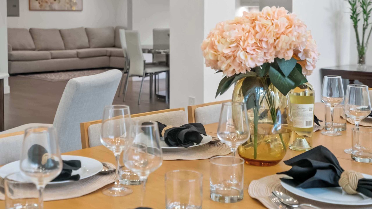 Photo of Livingroom in Sherman Oaks