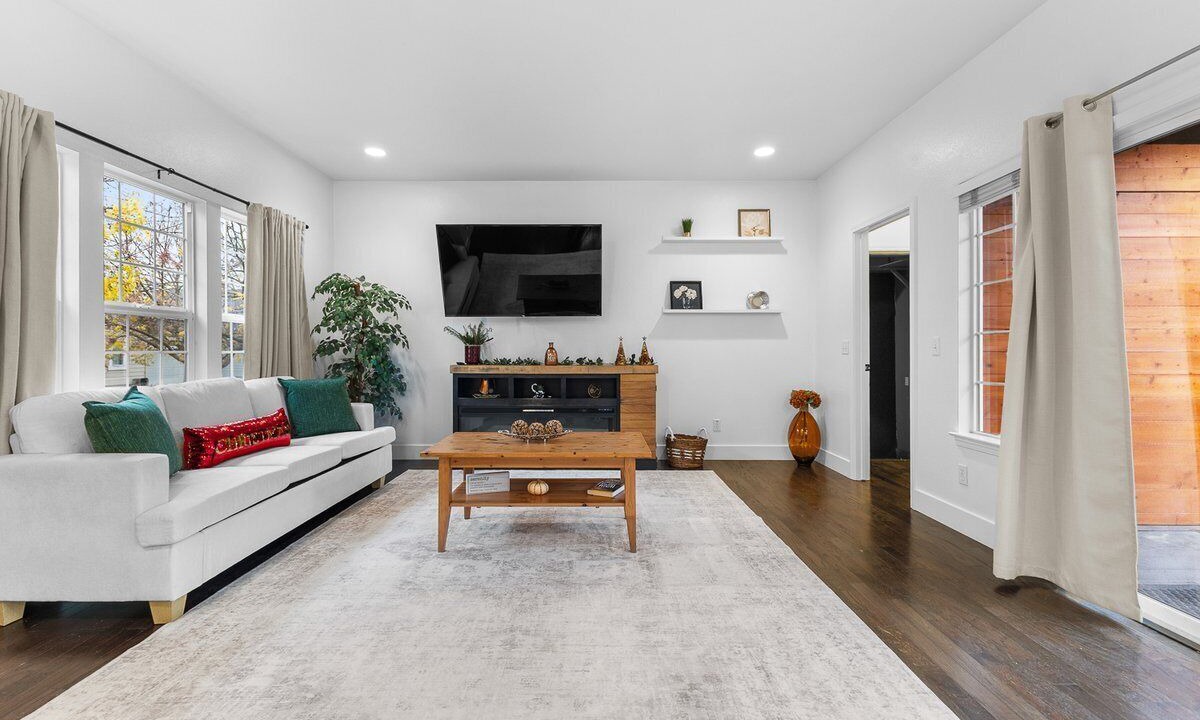Photo of Livingroom in Santa Rosa