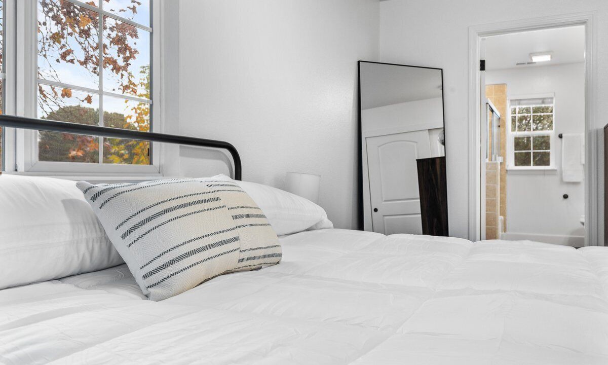 Photo of Bedroom in Santa Rosa