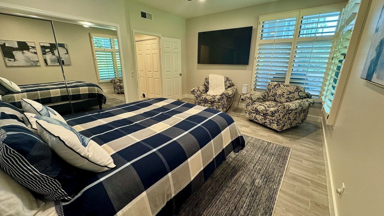 Photo of Bedroom in Lantern Bay Estates