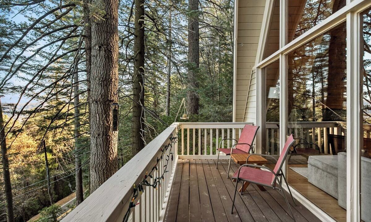 Photo of Others in Crestline