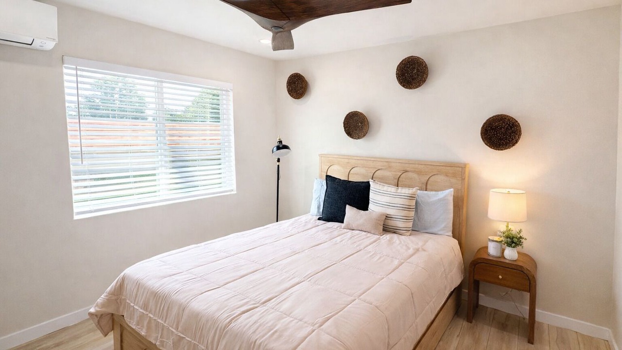 Photo of Bedroom in East Side Capistrano